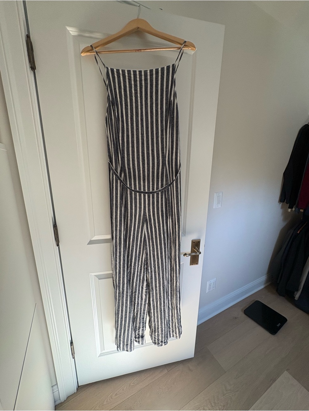 NWOT | Madewell Pleated Wide-Leg Jumpsuit in Pinstripe Linen | Size 6 - Picture 6 of 8